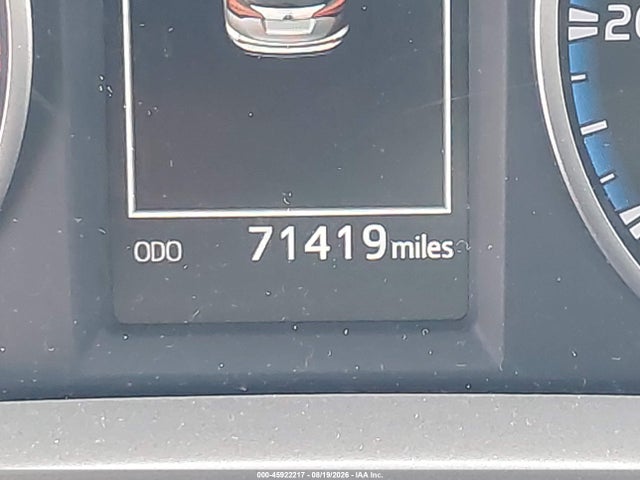 Toyota RAV4 LE 2018 2T3BFREV8JW761324 Image 15