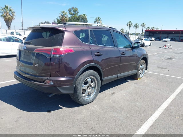 Toyota RAV4 LE 2018 2T3BFREV8JW761324 Image 4