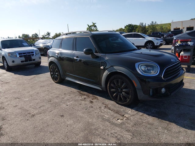 Продаж на аукціоні авто 2018 Mini Countryman Cooper, vin: WMZYS7C36J3E07755, номер лоту: 45922219