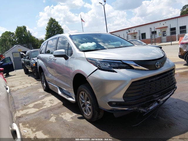 2025 Toyota Sienna Xle მანქანა იყიდება აუქციონზე, vin: 5TDJRKEC7SS225413, აუქციონის ნომერი: 45922223
