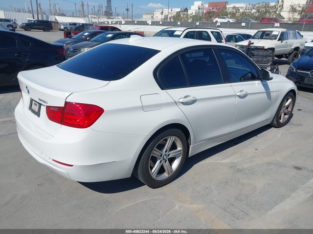 Продажа на аукционе авто 2013 Bmw 328i, vin: WBA3C1C51DF441136, номер лота: 45922244