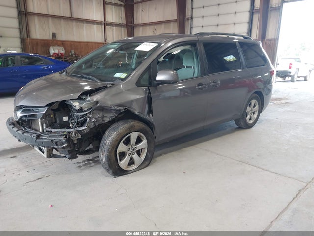 2020 Toyota Sienna Le მანქანა იყიდება აუქციონზე, vin: 5TDKZ3DC2LS046063, აუქციონის ნომერი: 45922246