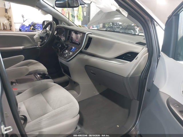 2020 Toyota Sienna Le მანქანა იყიდება აუქციონზე, vin: 5TDKZ3DC2LS046063, აუქციონის ნომერი: 45922246