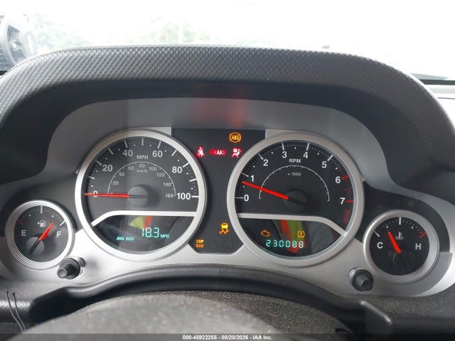 45922255 :رقم المزاد ، 1J4HA6H19AL171422 vin ، 2010 Jeep Wrangler Unlimited Rubicon مزاد بيع
