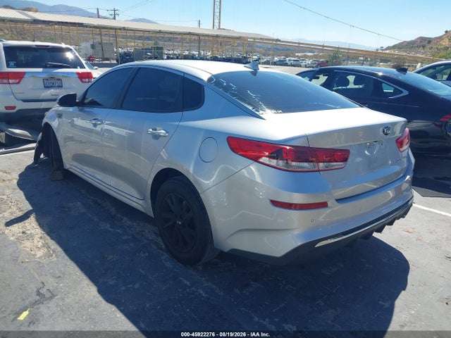 Продажа на аукционе авто 2019 Kia Optima Lx, vin: 5XXGT4L3XKG305185, номер лота: 45922276