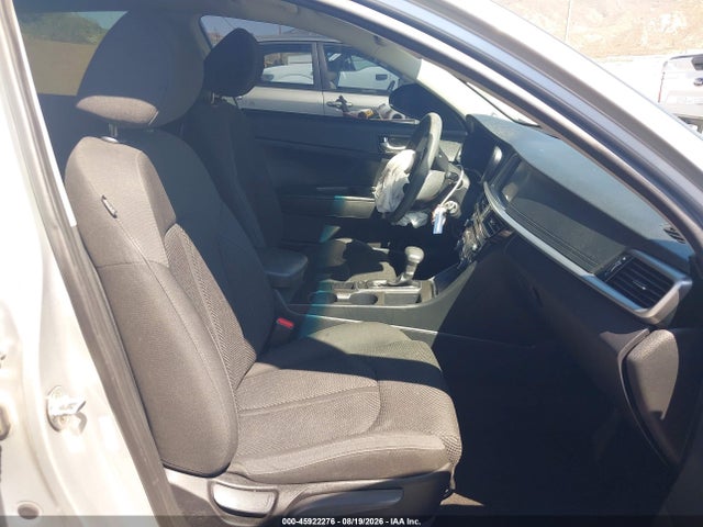 Продажа на аукционе авто 2019 Kia Optima Lx, vin: 5XXGT4L3XKG305185, номер лота: 45922276