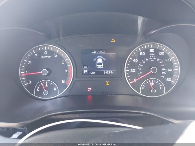 Продажа на аукционе авто 2019 Kia Optima Lx, vin: 5XXGT4L3XKG305185, номер лота: 45922276