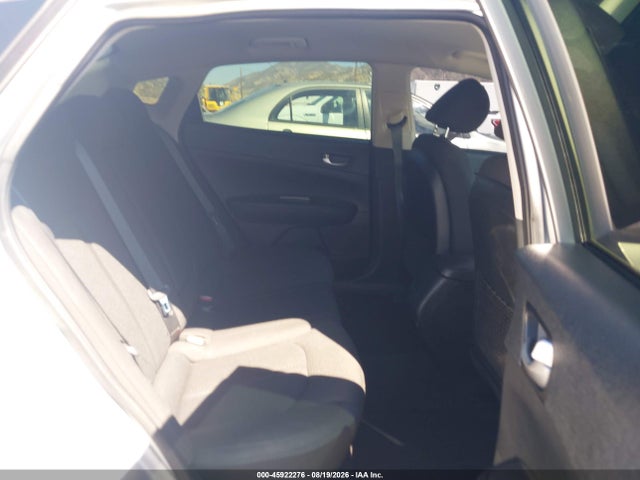 Продажа на аукционе авто 2019 Kia Optima Lx, vin: 5XXGT4L3XKG305185, номер лота: 45922276