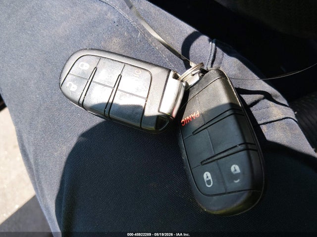 45922289 :رقم المزاد ، 3C4PDCAB4JT236353 vin ، 2018 Dodge Journey Se مزاد بيع