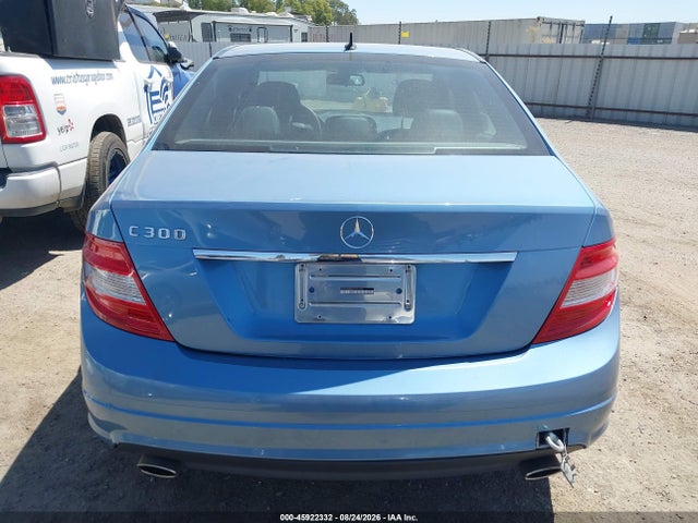 45922332 :رقم المزاد ، WDDGF5EB6AR101292 vin ، 2010 Mercedes-benz C 300 Luxury/sport مزاد بيع