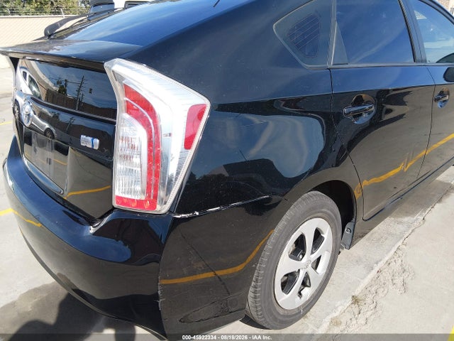 Toyota Prius Two 2015 JTDKN3DU9F0455320 Image 6
