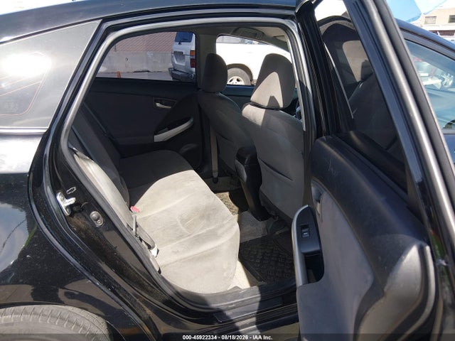 Toyota Prius Two 2015 JTDKN3DU9F0455320 Image 8