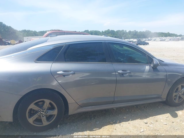 2021 Kia K5 Lx მანქანა იყიდება აუქციონზე, vin: 5XXG24J25MG001942, აუქციონის ნომერი: 45922342