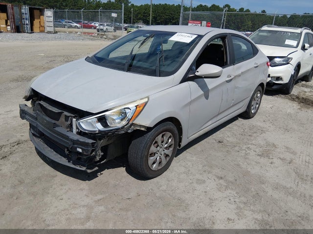 Hyundai ACCENT SE 2016 KMHCT4AE6GU137223 Image 2