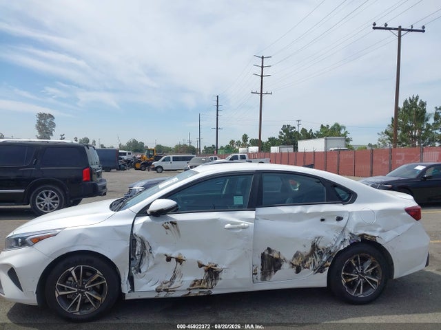KIA Forte Lxs 2023 3KPF24AD8PE526844 Image 20