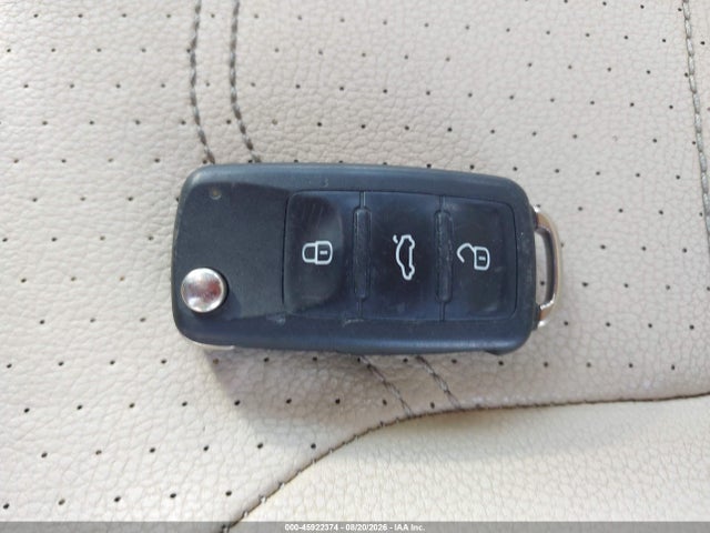 45922374 :رقم المزاد ، 1VWBT7A30HC054035 vin ، 2017 Volkswagen Passat 1.8t Se مزاد بيع