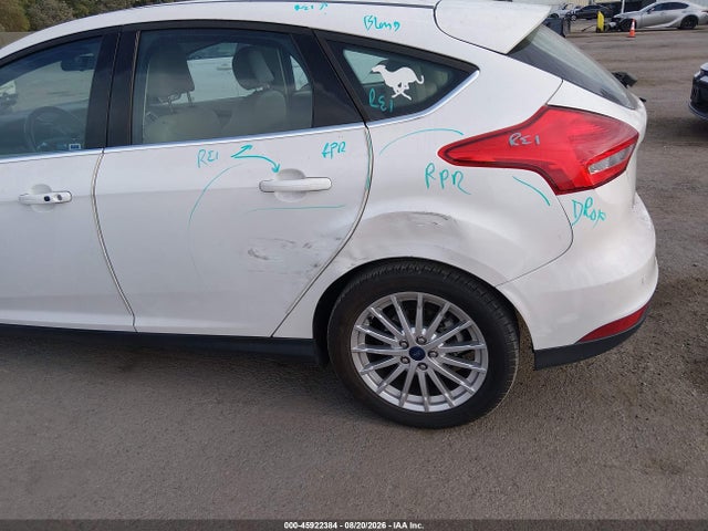 1FADP3R49FL211019 Ford FOCUS ELECTRIC