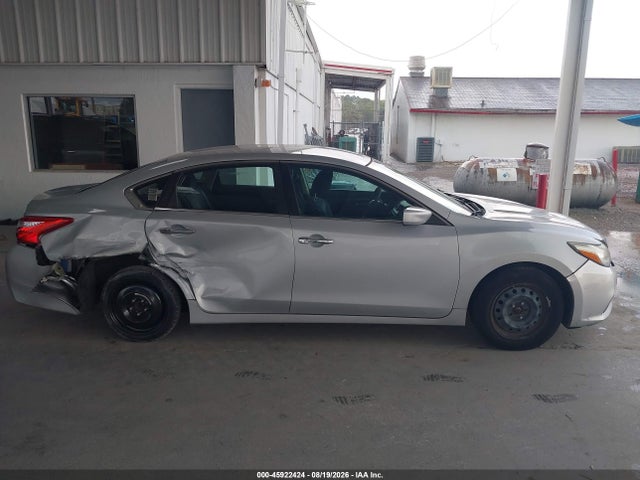 Aukcja sprzedaży 2017 Nissan Altima 2.5 S, vin: 1N4AL3AP4HN364080, numer aukcji: 45922424