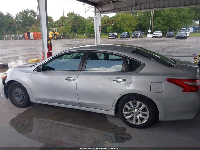 Aukcja sprzedaży 2017 Nissan Altima 2.5 S, vin: 1N4AL3AP4HN364080, numer aukcji: 45922424