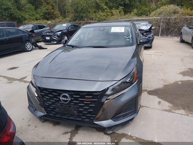 1N4BL4CV9SN355968 Nissan Altima Sr Fwd