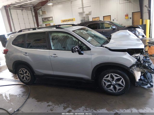 Продаж на аукціоні авто 2019 Subaru Forester Premium, vin: JF2SKAGC3KH575496, номер лоту: 45922484
