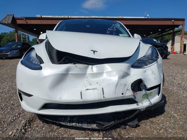 Продаж на аукціоні авто 2020 Tesla Model Y Long Range Dual Motor All-wheel Drive/performance Dual Motor All-wheel Drive, vin: 5YJYGDEF4LF002746, номер лоту: 45922492