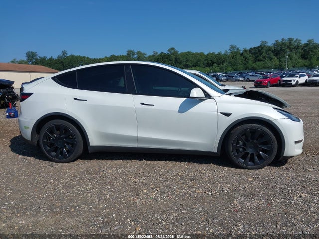 Продаж на аукціоні авто 2020 Tesla Model Y Long Range Dual Motor All-wheel Drive/performance Dual Motor All-wheel Drive, vin: 5YJYGDEF4LF002746, номер лоту: 45922492