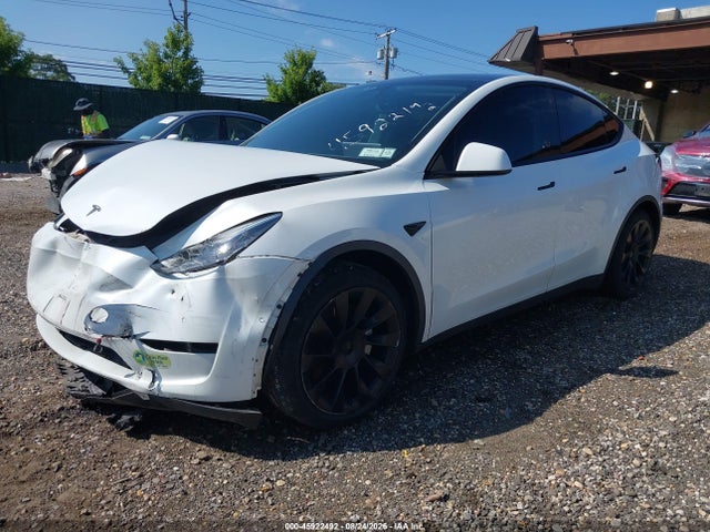 Продаж на аукціоні авто 2020 Tesla Model Y Long Range Dual Motor All-wheel Drive/performance Dual Motor All-wheel Drive, vin: 5YJYGDEF4LF002746, номер лоту: 45922492