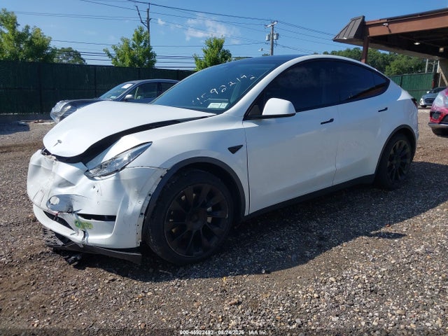 Продаж на аукціоні авто 2020 Tesla Model Y Long Range Dual Motor All-wheel Drive/performance Dual Motor All-wheel Drive, vin: 5YJYGDEF4LF002746, номер лоту: 45922492