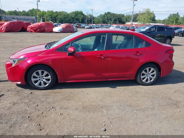 45922495 :رقم المزاد ، 5YFEPMAE8MP178009 vin ، 2021 Toyota Corolla Le مزاد بيع