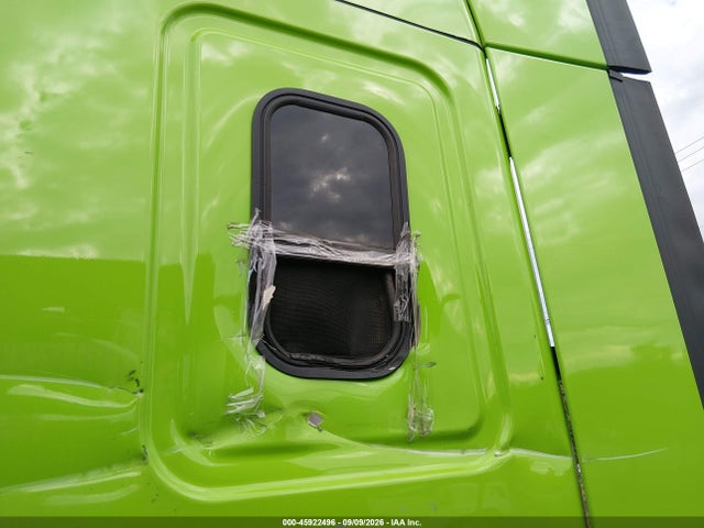 Продаж на аукціоні авто 2019 Freightliner New Cascadia 126, vin: 3AKJHHDR0KSKS2315, номер лоту: 45922496