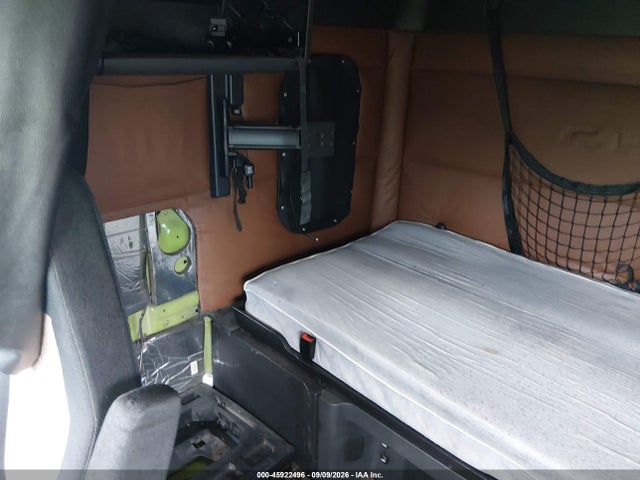 Продаж на аукціоні авто 2019 Freightliner New Cascadia 126, vin: 3AKJHHDR0KSKS2315, номер лоту: 45922496