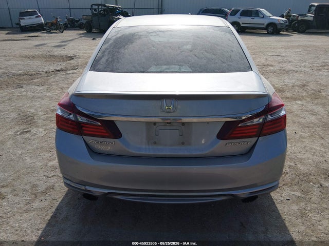45922505 :رقم المزاد ، 1HGCR2F52HA114090 vin ، 2017 Honda Accord Sport مزاد بيع