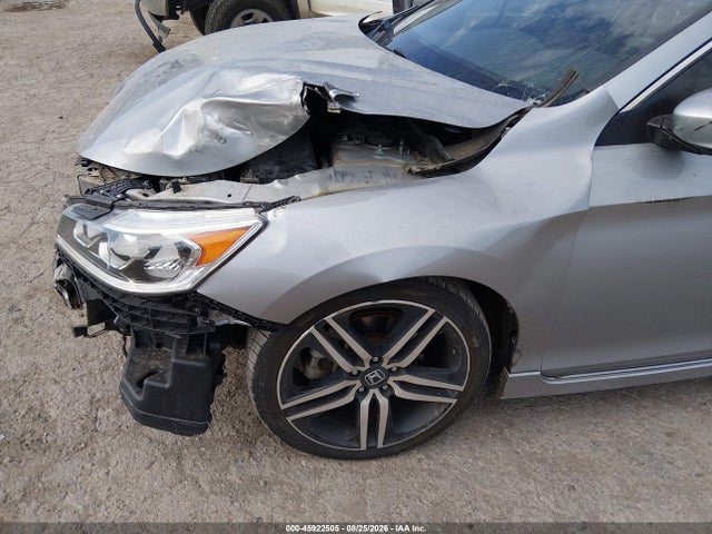 45922505 :رقم المزاد ، 1HGCR2F52HA114090 vin ، 2017 Honda Accord Sport مزاد بيع