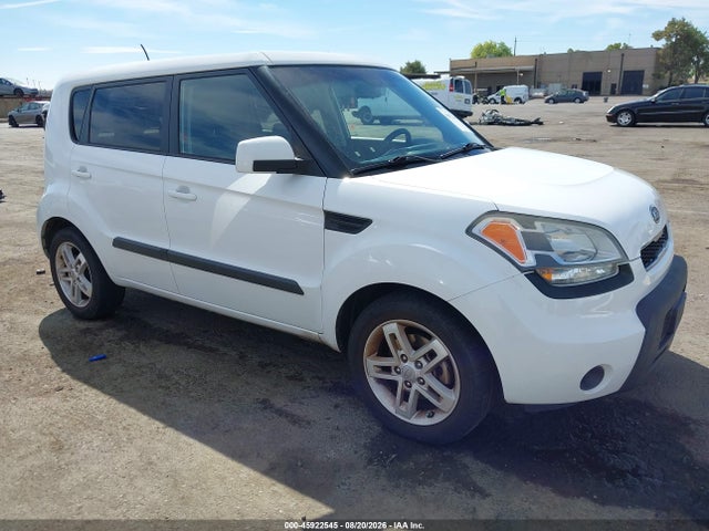 45922545 :رقم المزاد ، KNDJT2A20B7708671 vin ، 2011 Kia Soul + مزاد بيع