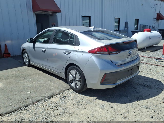 Продажа на аукционе авто 2020 Hyundai Ioniq Hybrid Blue, vin: KMHC65LCXLU219068, номер лота: 45922548