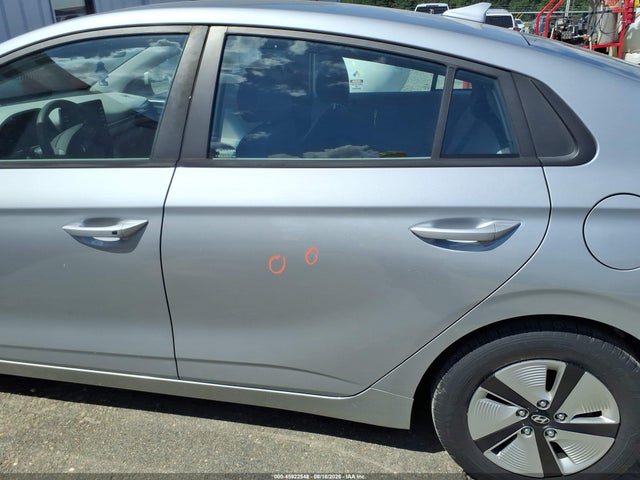 Продажа на аукционе авто 2020 Hyundai Ioniq Hybrid Blue, vin: KMHC65LCXLU219068, номер лота: 45922548