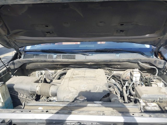 5TFAY5F17KX861941 Toyota Tundra 1794 5.7l V8