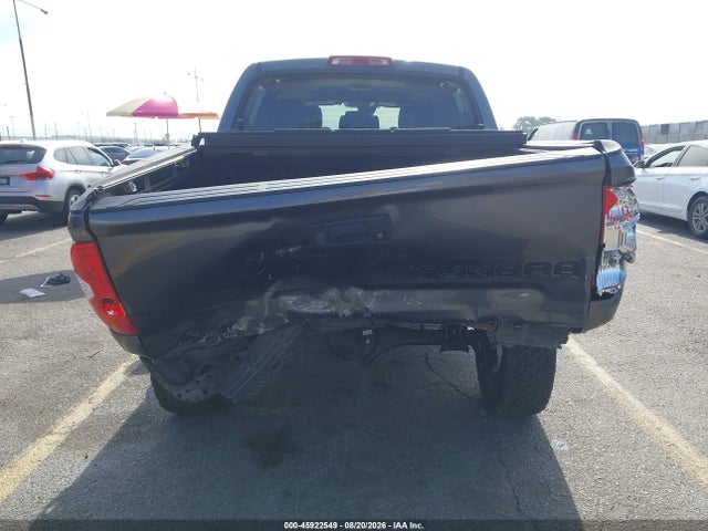 5TFAY5F17KX861941 Toyota Tundra 1794 5.7l V8