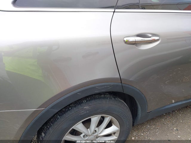 Продаж на аукціоні авто 2017 Kia Sorento 2.4l Lx, vin: 5XYPGDA3XHG332088, номер лоту: 45922601