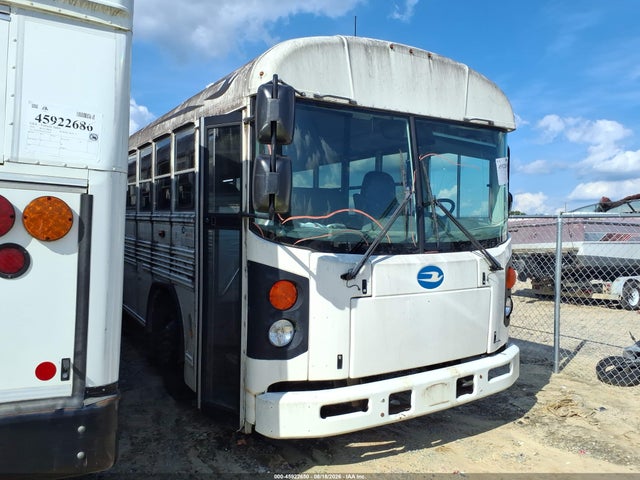 45922650 :رقم المزاد ، 1BABNBPAXFF310452 vin ، 2015 Blue Bird School Bus / Transit Bus مزاد بيع