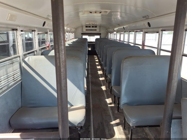 45922650 :رقم المزاد ، 1BABNBPAXFF310452 vin ، 2015 Blue Bird School Bus / Transit Bus مزاد بيع
