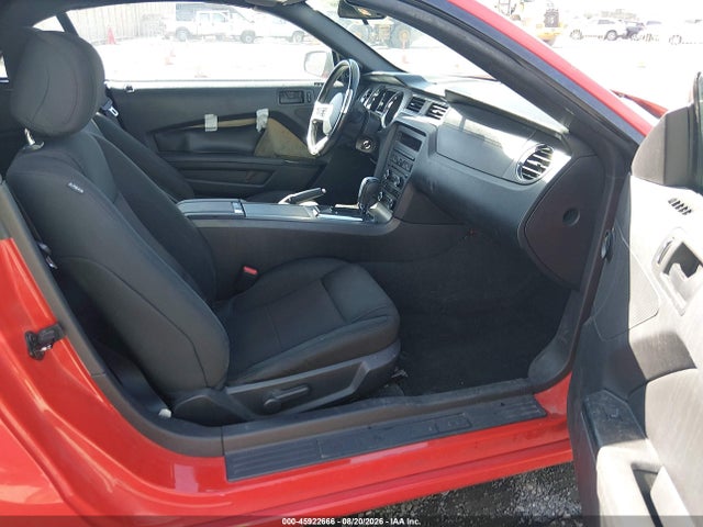 Продажа на аукционе авто 2014 Ford Mustang V6, vin: 1ZVBP8EM1E5272241, номер лота: 45922666