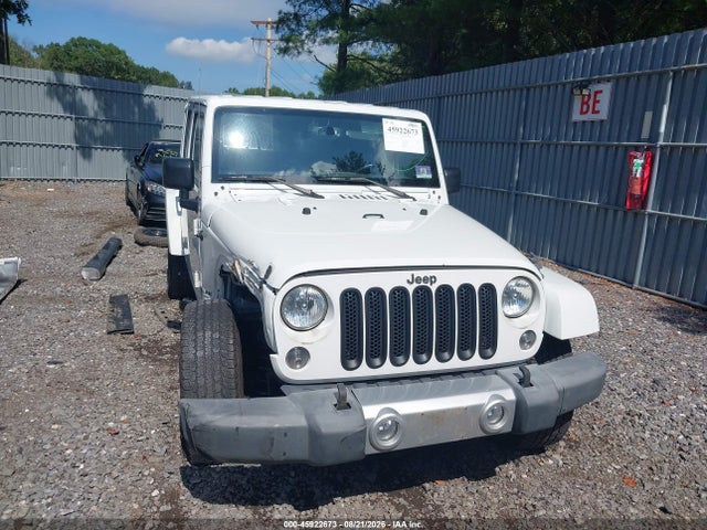 45922673 :رقم المزاد ، 1C4HJWEG1FL767999 vin ، 2015 Jeep Wrangler Unlimited Sahara مزاد بيع