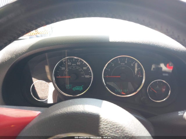 45922673 :رقم المزاد ، 1C4HJWEG1FL767999 vin ، 2015 Jeep Wrangler Unlimited Sahara مزاد بيع