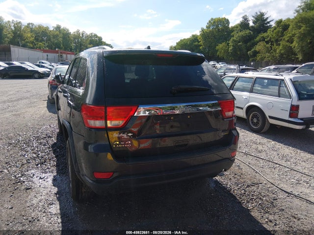 2011 Jeep Grand Cherokee Laredo მანქანა იყიდება აუქციონზე, vin: 1J4RR4GG0BC581373, აუქციონის ნომერი: 45922681