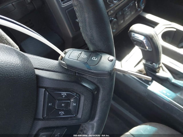 45922684 :رقم المزاد ، 1FTEW1CP4HKC80783 vin ، 2017 Ford F-150 Xlt مزاد بيع
