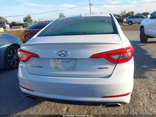 Hyundai Sonata Sport 2016 5NPE34AF2GH390362 Image 16