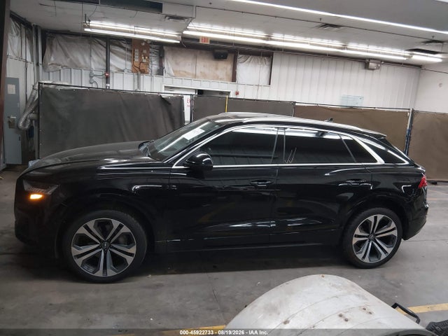 45922733 :رقم المزاد ، WA1CVAF11KD015598 vin ، 2019 Audi Q8 55 Premium مزاد بيع