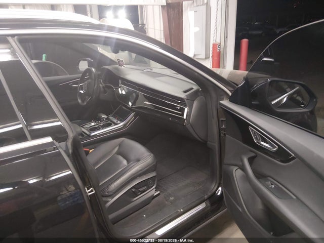45922733 :رقم المزاد ، WA1CVAF11KD015598 vin ، 2019 Audi Q8 55 Premium مزاد بيع